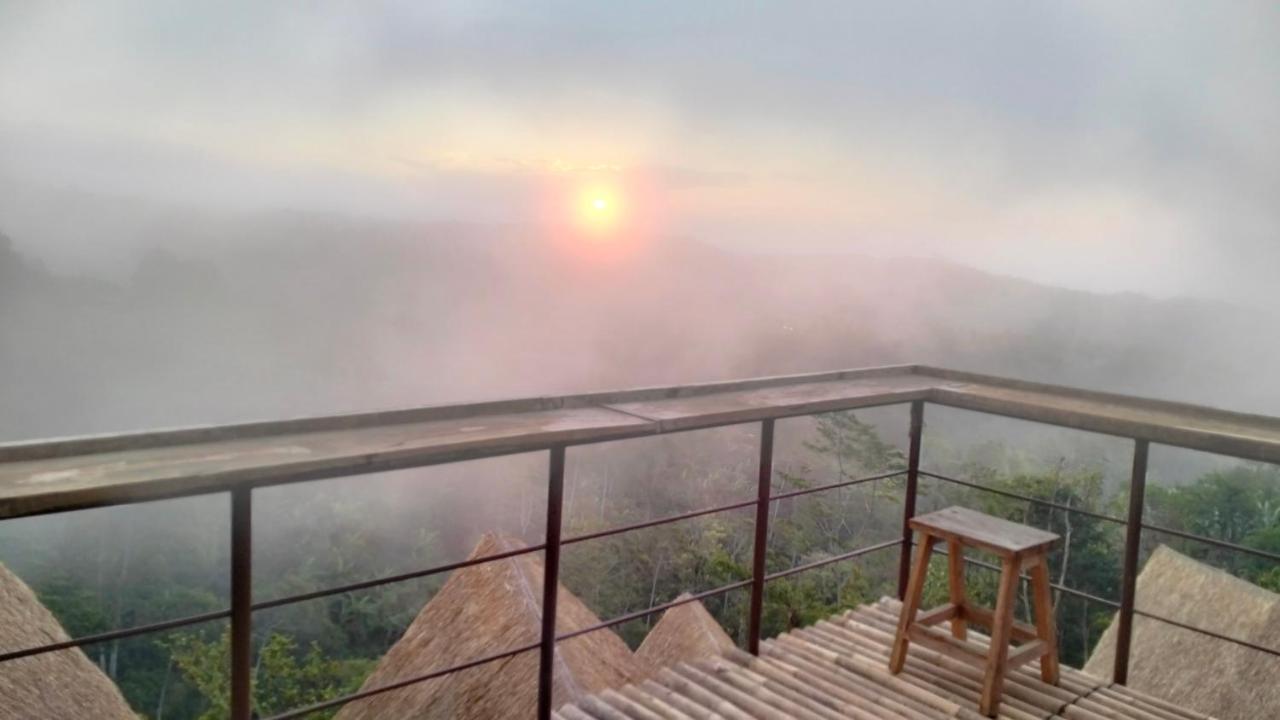 Wanagiri Sunset Glamping Hotel Gitgit Exterior photo