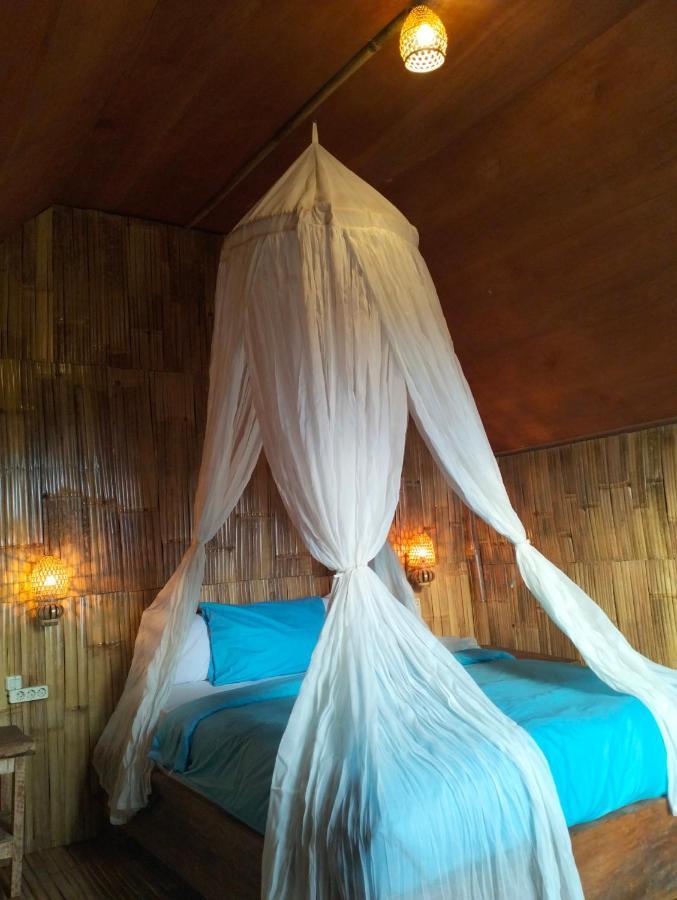Wanagiri Sunset Glamping Hotel Gitgit Exterior photo