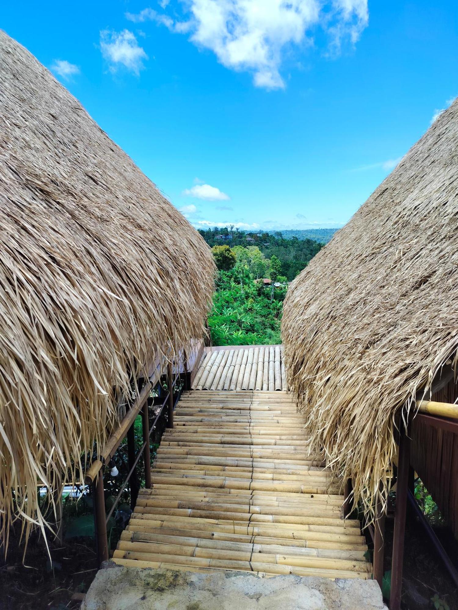 Wanagiri Sunset Glamping Hotel Gitgit Exterior photo